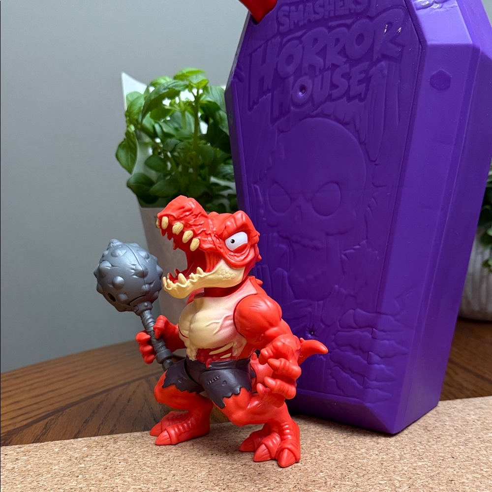 ZURU Smashers Horror House Series 1 Dinosaur Dino Horror House Red Monster Toy - Picture 3 of 8